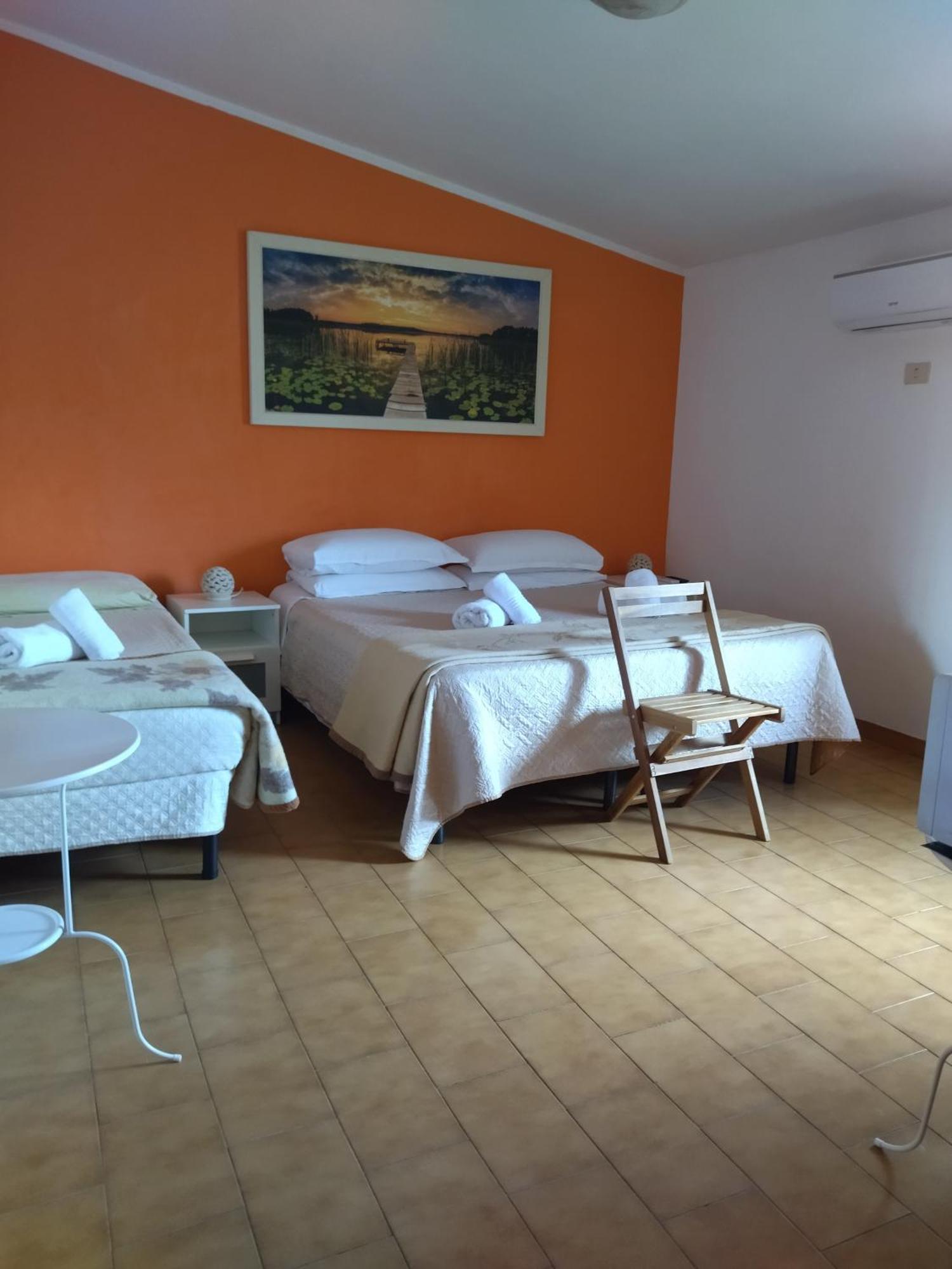 B&B La Pace Ardea Exterior photo