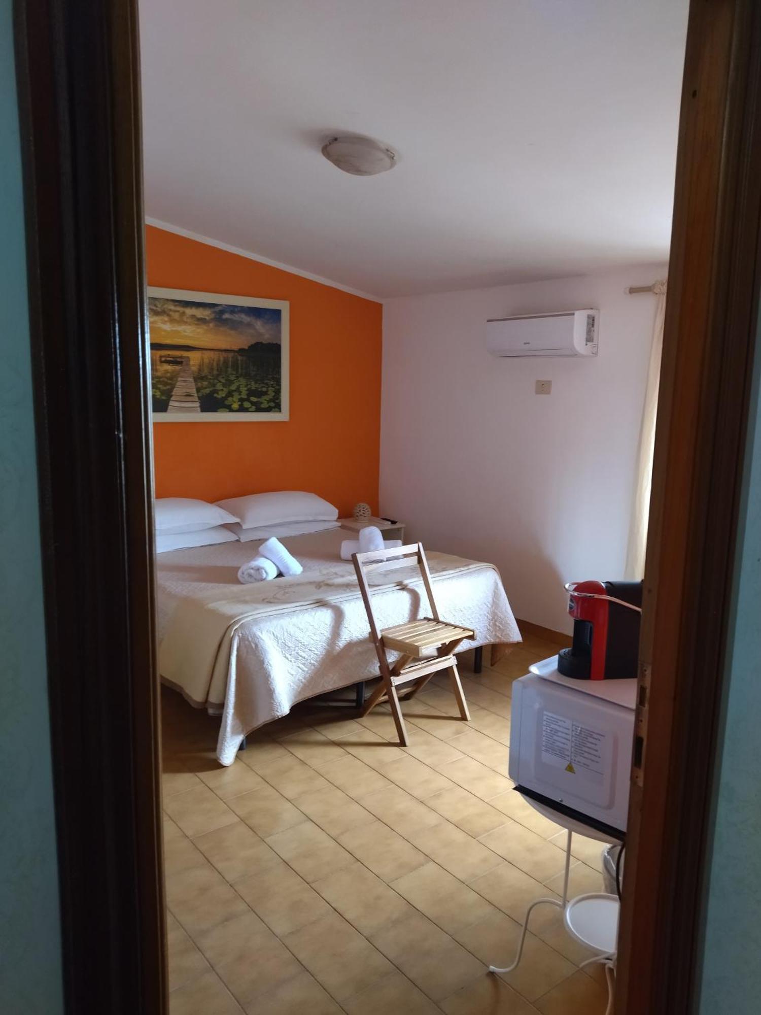 B&B La Pace Ardea Exterior photo
